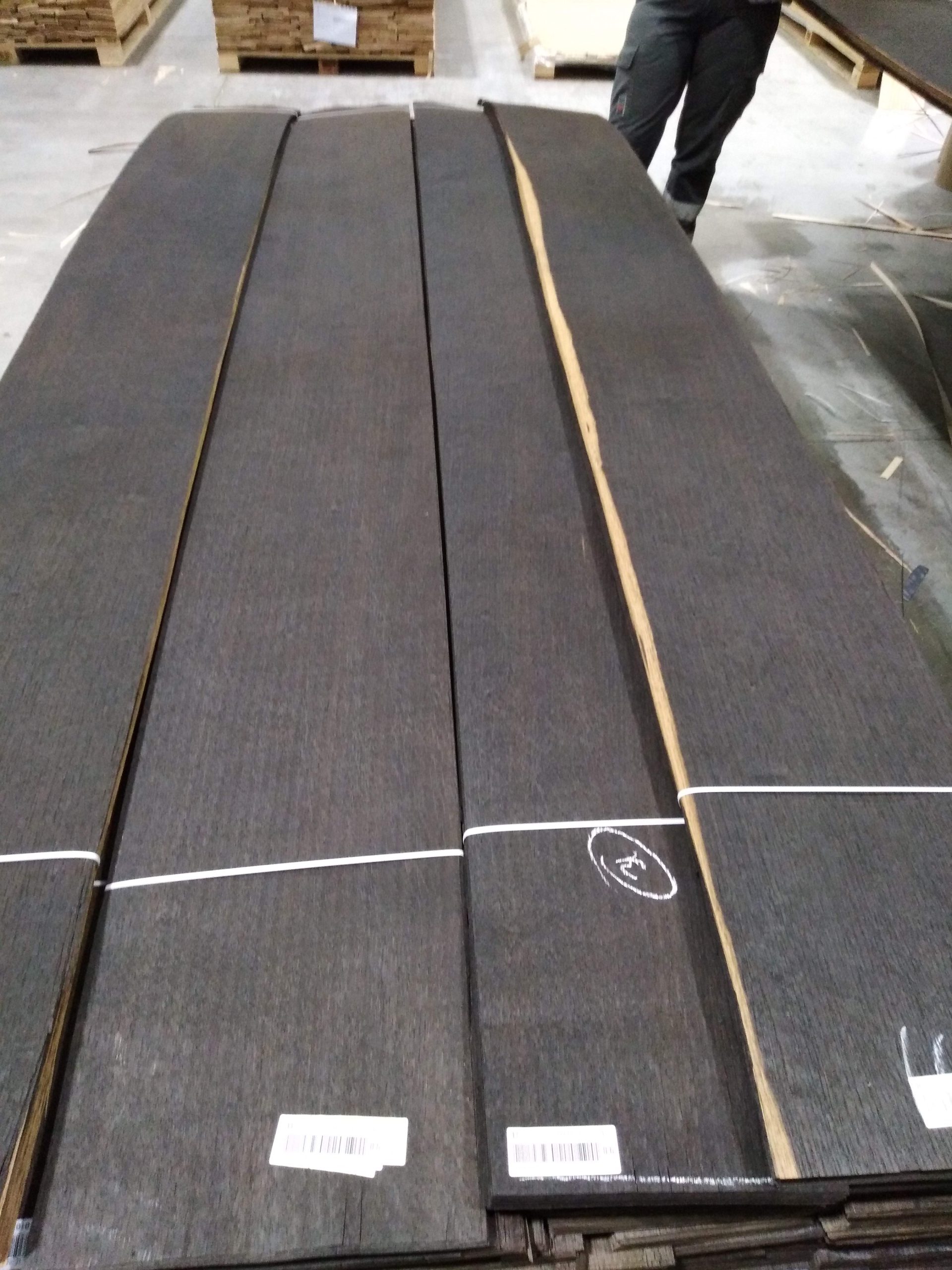 Quarter cut oak smoked